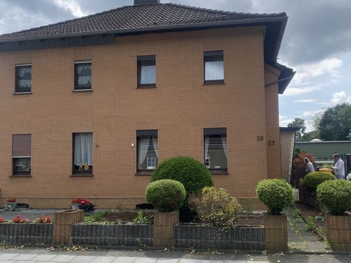 Kleine Doppelhaushälfte – Foto 1