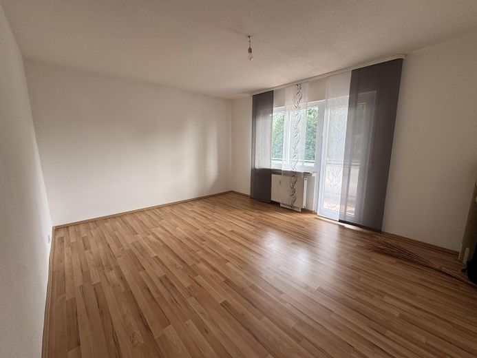 Casa bifamiliar atractiva – ideal para familias o inversores – Schlafzimmer 