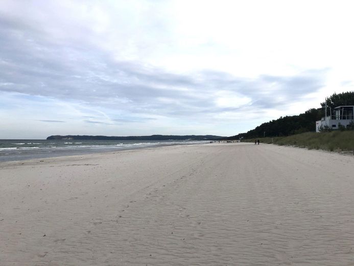 Strand vor dem Haus