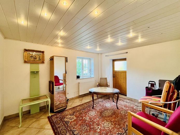 ausgebautes Zimmer 2 (UG)