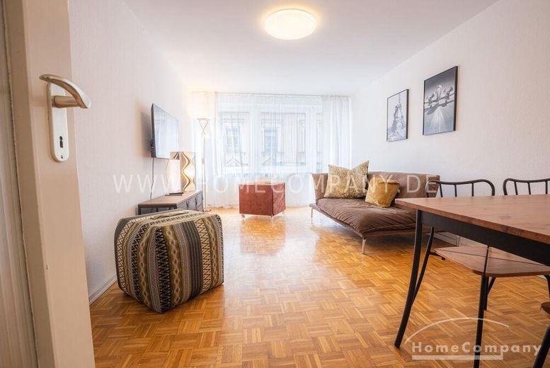 ***Attraktive, frisch renovierte und neu möblierte 2-Zimmer-Wohnung mit Balkon in München-Neuhausen – 80f31b527f15f56c67fe5157e5fdf20d2b4689e2.jpg