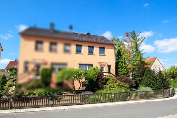 Dom bliźniaczy, 4 pok., ogród zimowy, piwnica, garaż w spokojnej lokalizacji osiedlowej ***BEZ PROWIZJI***