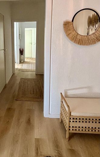 Ambiance penthouse avec vue sur la Spree - appartement lumineux de 4,5 pièces à Friedrichshain – Flur 