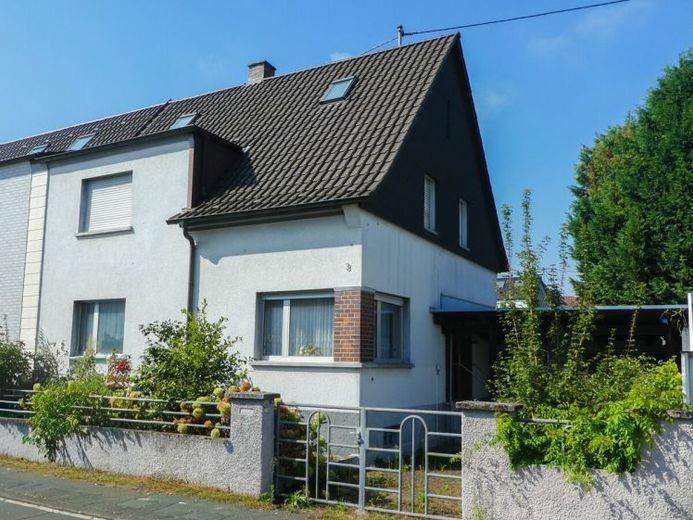 EFH mit großem Garten & Garage – Potenzial zum 2-FH – Foto 1