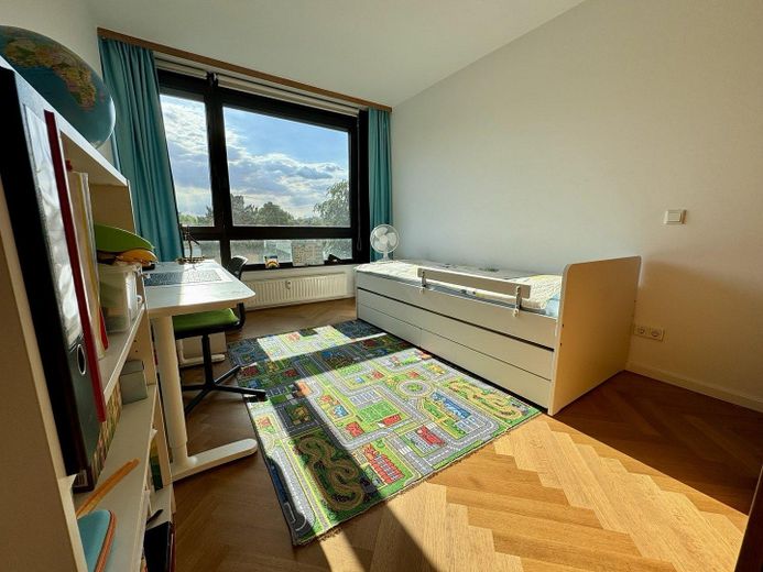 *PROVISIONSFREI* Helle 4-Raum-Wohnung mit 2 Balkonen in gepflegtem Haus – Kinderzimmer