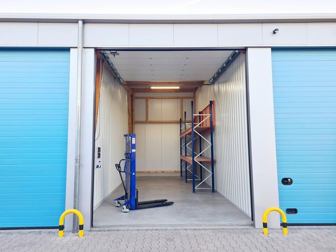 Magazzino capannone commerciale garage deposito a Reinfeld vicino a Lubecca, autostrada A1 – Lager Typ E mit 40qm