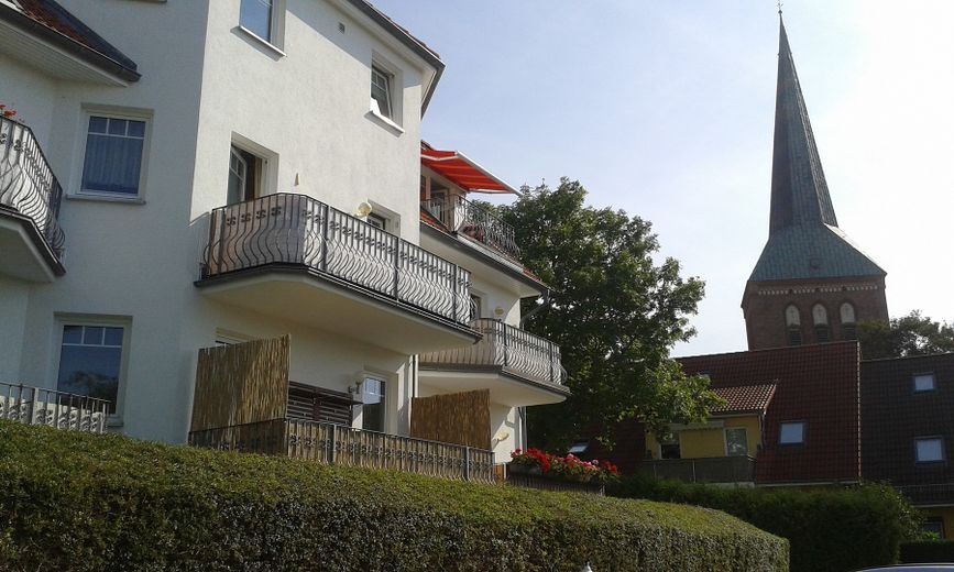 Ostseenah wohnen oder investieren - moderne Erdgeschosswohnung in Kröpelin mit Zukunftspotenzial – Whg. unten mittig