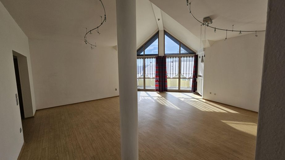 Wohn-/Esszimmer