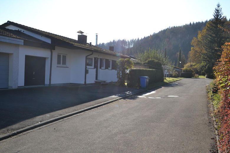 Casa atractiva con 6,5 habitaciones y cocina equipada en Fridingen – Strasse Norden (Sackgasse)