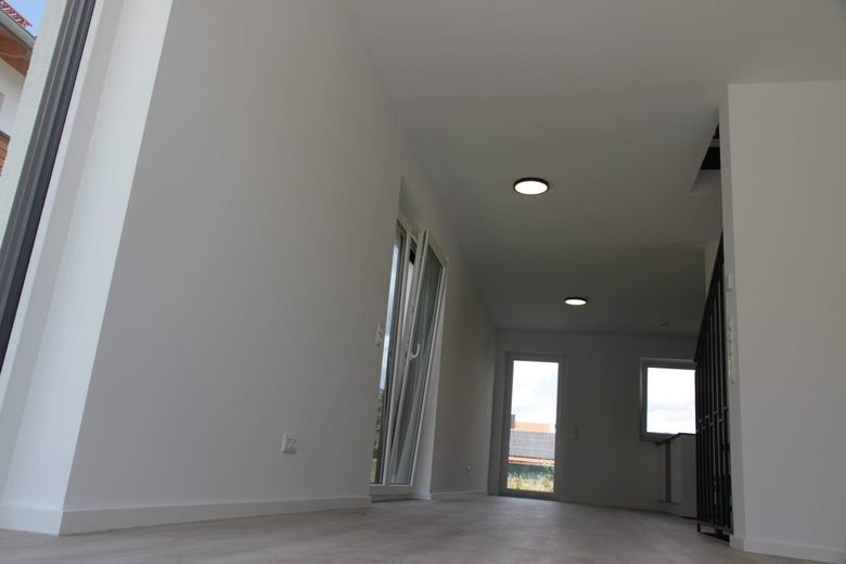 EG: Wohnzimmer Blick Küche