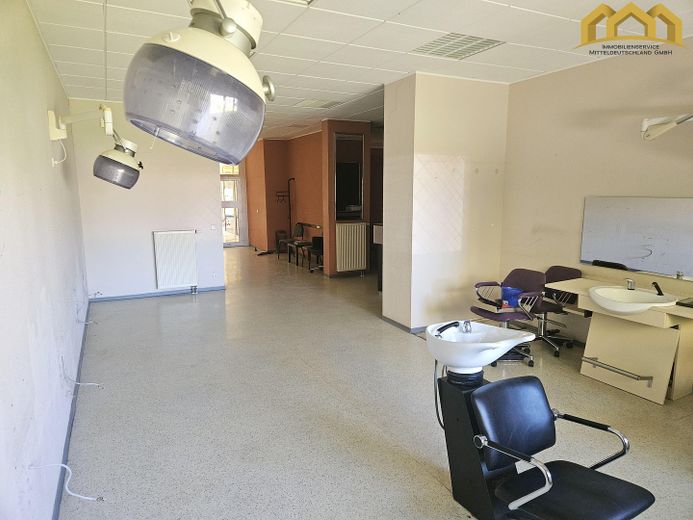 Atrakcyjna powierzchnia użytkowa w Brunnenpassage – idealna dla fryzjera, kosmetyki lub usług – Zdjęcie 7