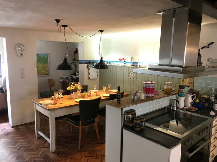 Lovingly modernized house with charm & history – Foto 14