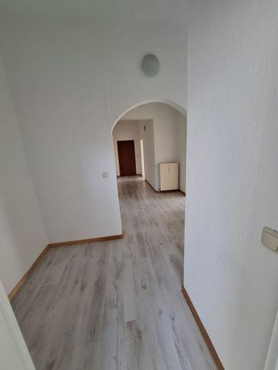 Bright 3-room apartment with far-reaching views in Rieps – Flur