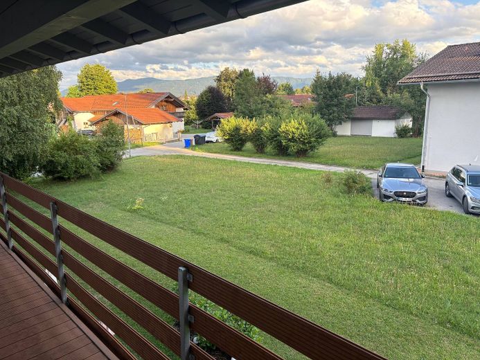 Lechbruck am See devletçe tanınan doğal dinlenme beldesinde geniş BALKONLU modern 2 odalı daire – Ansicht III: Balkon