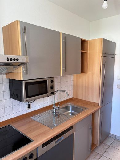 *TOP* atrakcyjne, zadbane 2-pokojowe mieszkanie w absolutnie spokojnej i centralnej lokalizacji w Hochzoll-Süd – Kueche_2