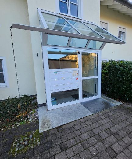 Hauseingang von Aussen