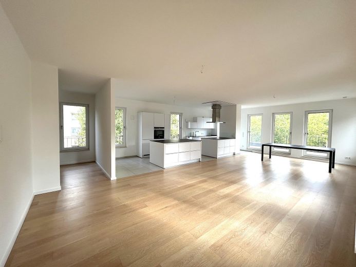 Appartement penthouse de luxe exclusif au cœur de Potsdam – Wohnen/Essen