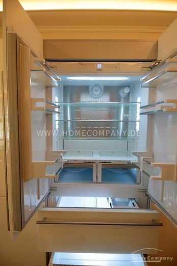 Prima occupazione - appartamento di lusso vicino a 
Ku´Damm con garage sotterraneo – 962c7807a226f3f94edff3903210c249d62c8916.jpg