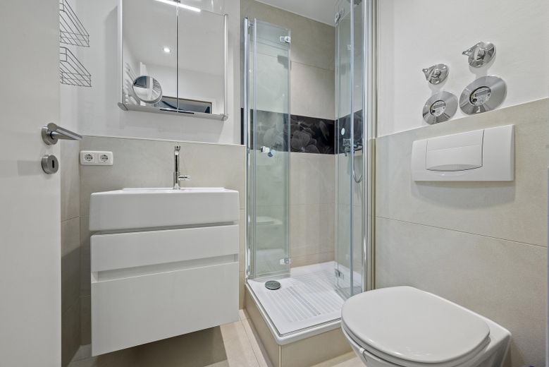 Unteres Bad (Dusche)