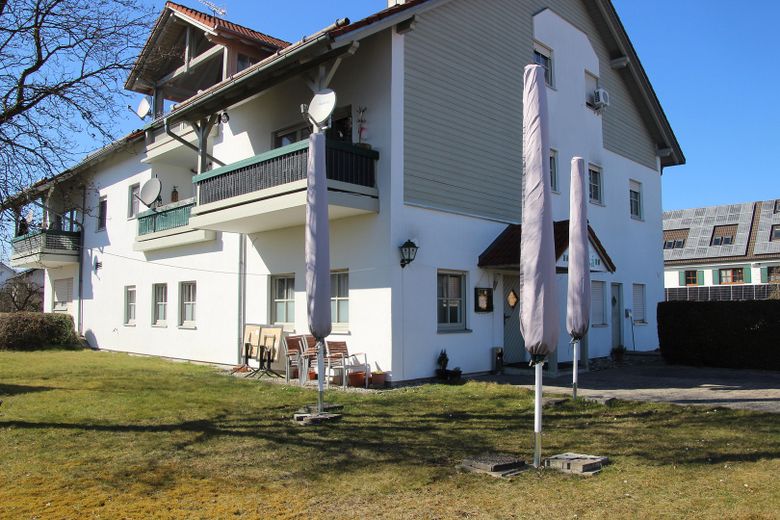 Vielseitige Erdgeschoss-Einheit mit exklusivem Gartenanteil und flexiblen Nutzungsmöglichkeiten – Foto 2