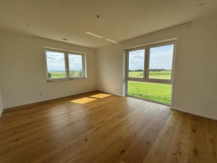 Aussicht ins Grüne! Lichtdurchflutetes Massivhaus in Bihlafingen, provisionsfrei – Kinderzimmer