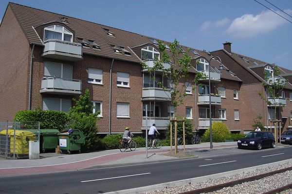 TADİLAT GÖRMEMİŞ! 66 m² genişliğinde güzel, aydınlık 2 odalı daire kiraya verilmektedir