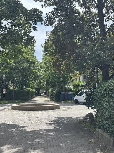 Ihr privates Gartenparadies; Einziehen, aufatmen und das Leben in vollen Zügen genießen! – Ansicht_Wohnanlage_Süden