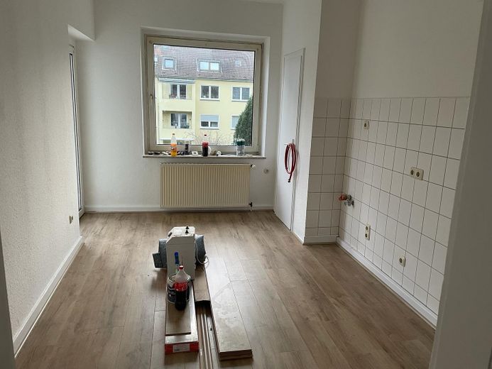 2.5-room apartment with balcony in a good, quiet location – Küche