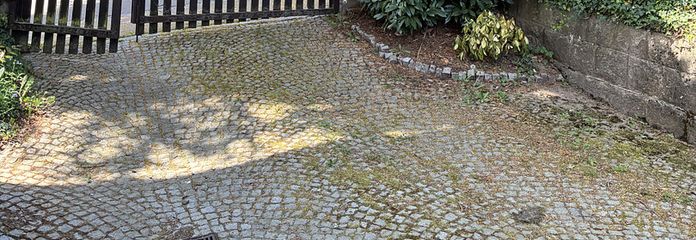 Vorplatz Ansicht 1