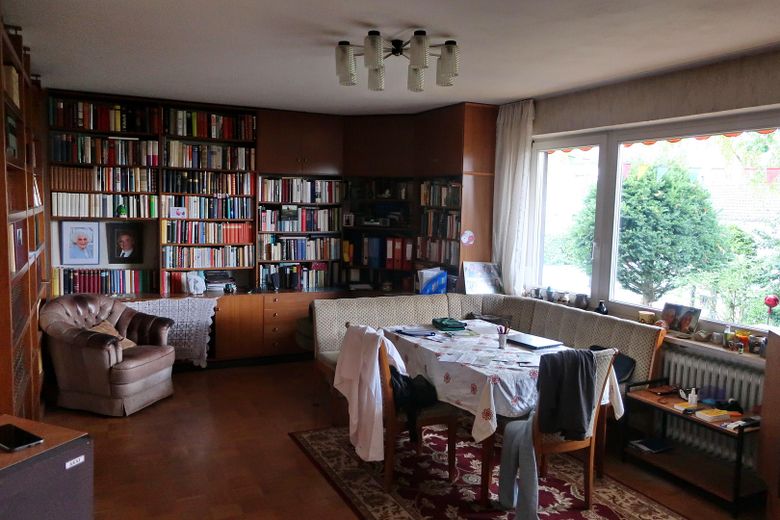 Neufahrn - Mintraching'de emlakçısız ikiz ev – Wohnzimmer