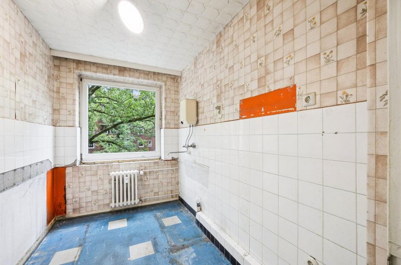 Renovierungsbedürftige 3-Zimmer-Wohnung aus Nachlass zu verkaufen – Küche