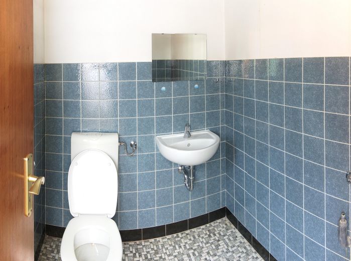 WC