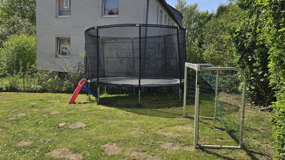 (H17404) Günstig, großzügig & gut gelegen! – Garten zum Spielen