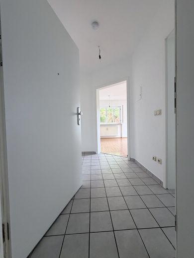2-Zimmer Terrassenwohnung zu vermieten – Flur