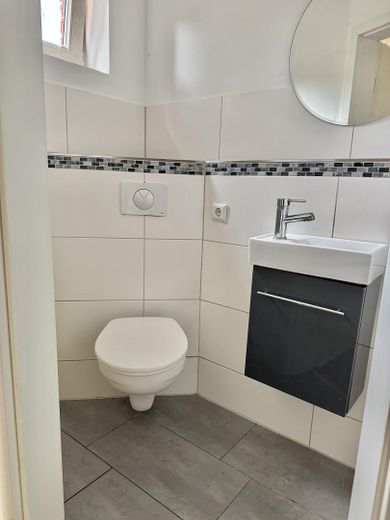Reihenmittelhaus mit viel Potenzial und neuer Heizung – Foto 5