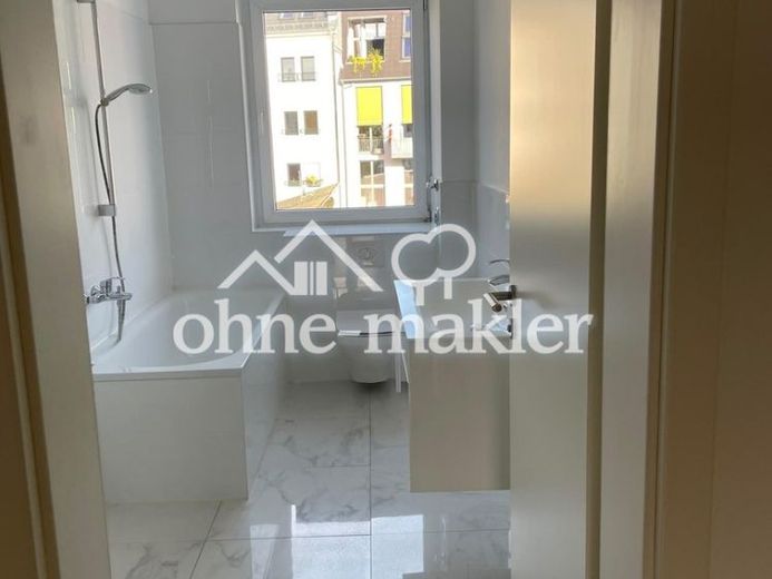 Licht en hoogwaardig gerenoveerd appartement in een oud gebouw nabij Prenzlauer Berg – Foto 1