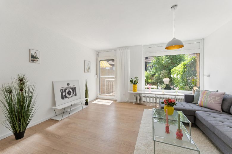 komplett renoviertes Reihenhaus in Geismar: einziehen und genießen – Wohnzimmer EG