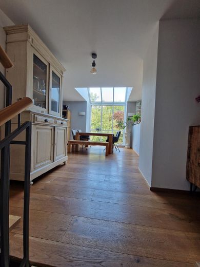 Starannie zaprojektowana nieruchomość z najwyższym komfortem mieszkania i wymarzonym ogrodem w idyllicznym otoczeniu – Photo 11