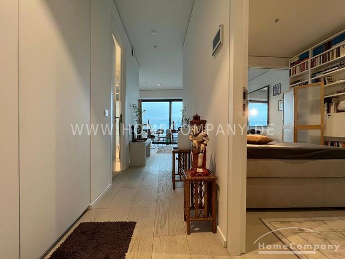 Westend 8072246 – Harika silüet panoramasına sahip mobilyalı 2 odalı daire – 3e7254a348cec24ea3c80d358b8d2d840e6a5845.jpg