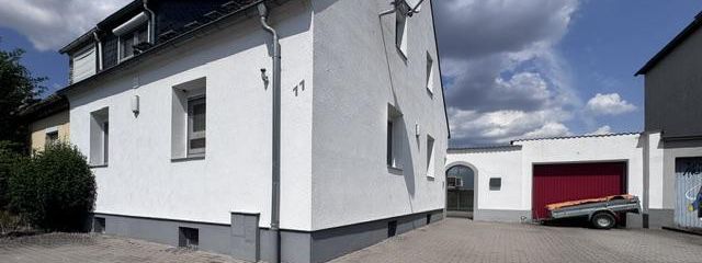 منزل شبه منفصل بحديقة واسعة، ومرأب مزدوج وغير ذلك الكثير في 61197 Florstadt-Stammheim – Hausansicht