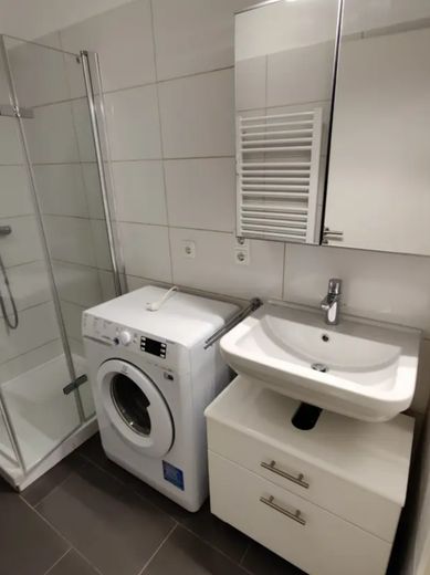 1-Zimmer-Wohnung mit Westbalkon – 08.Waschmaschine