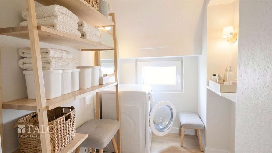 Seltene Gelegenheit im Kreuzviertel - Eigentumswohnung zur individuellen Modernisierung – Badezimmer - (KI generiert)