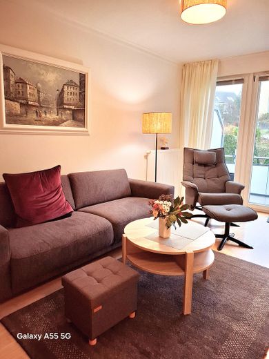 Wohnzimmer mit Couch