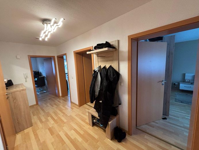 3 ZKB (80 m²) mit Balkon ab 01.12.2026 in Simmern (Nähe Schulzentrum) zu vermieten – Foto 1
