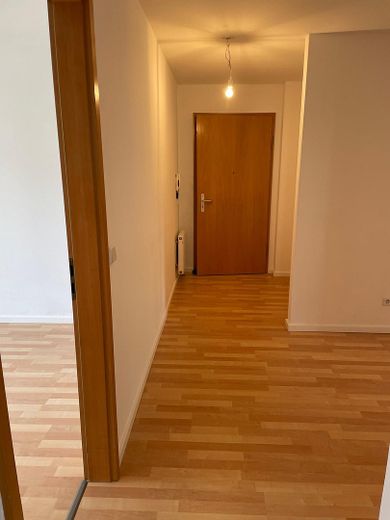 Flur, Wohnungseingangstür