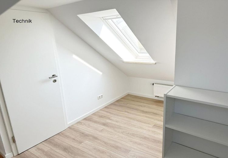 Zimmer 9   DG