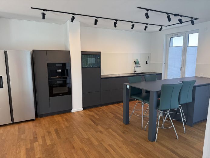 Exklusives Penthouse in der Wasserstadt Hannover-Limmer mit Blick ins Grüne / Keine Maklergebühren – Küche