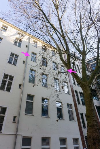 Ruhige Zweizimmerwohnung in beliebter Gegend in Berlin Kreuzberg – Wohnung von außen 
