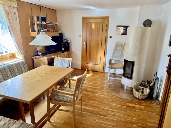 Esszimmer mit Kaminofen
