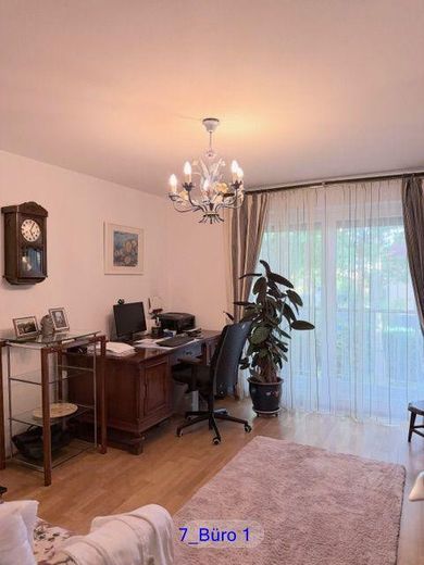 Viel Platz für Ihre Familie in einem gepflegten Reihenmittelhaus in Dachau – Büro/Zimmer